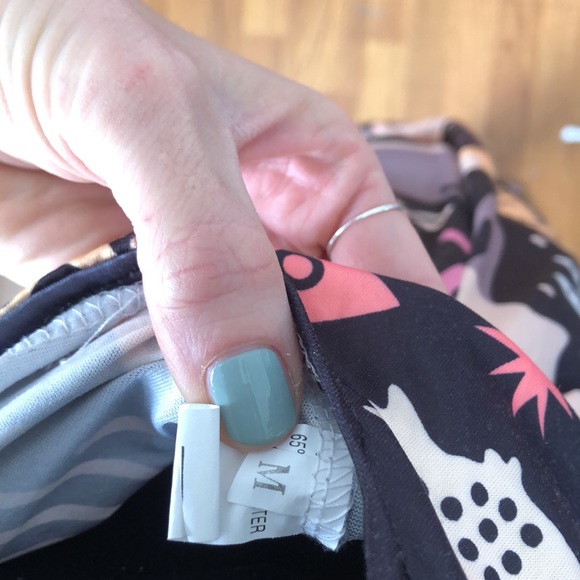 🦈 🌊 Shark Romper - Picture 5 of 5